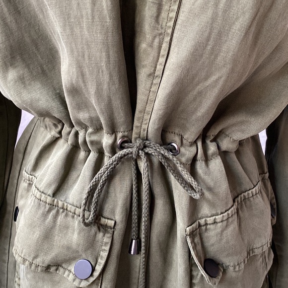 Sanctuary three-quarter length, hooded spring jacket with zip and snap closure. - Picture 2 of 8